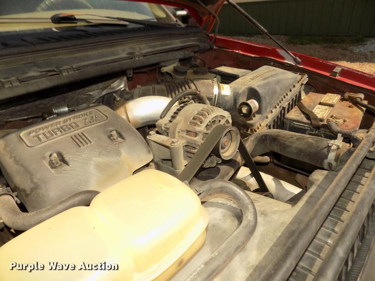 image for item DA3085 1999 Ford F350 Super Duty Lariat King Ranch Crew Cab pickup truck