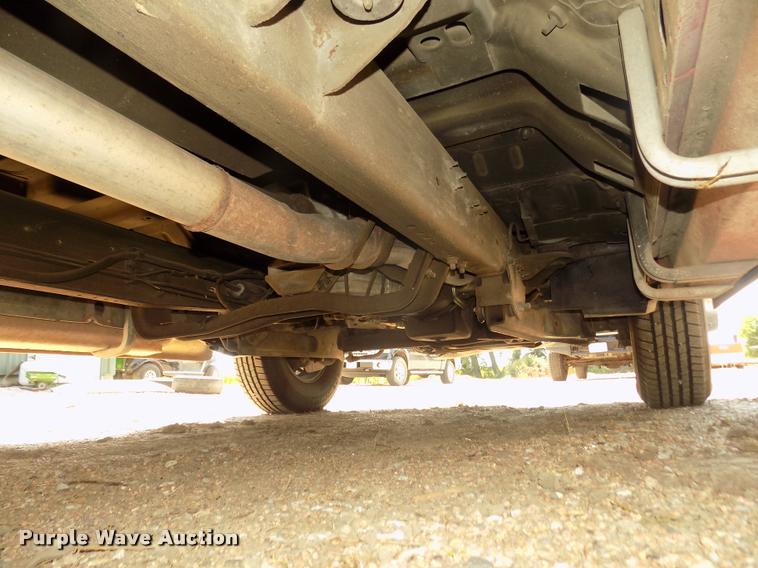 image for item DA3085 1999 Ford F350 Super Duty Lariat King Ranch Crew Cab pickup truck