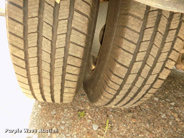 image for item DA3085 1999 Ford F350 Super Duty Lariat King Ranch Crew Cab pickup truck