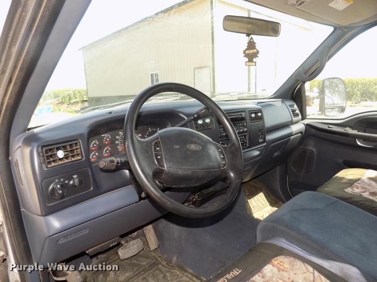 image for item DA3086 2000 Ford F250 Super Duty XLT Crew Cab pickup truck