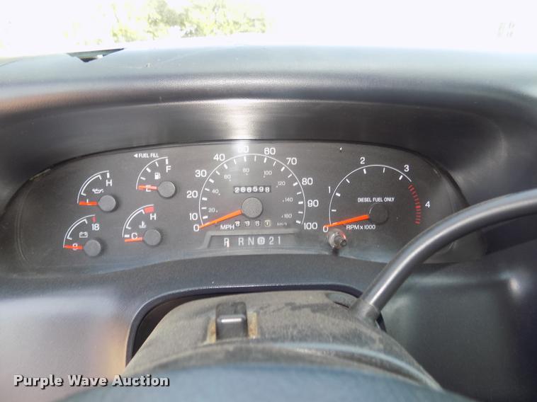 image for item DA3086 2000 Ford F250 Super Duty XLT Crew Cab pickup truck