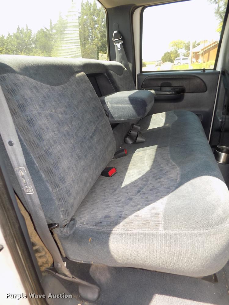 image for item DA3086 2000 Ford F250 Super Duty XLT Crew Cab pickup truck