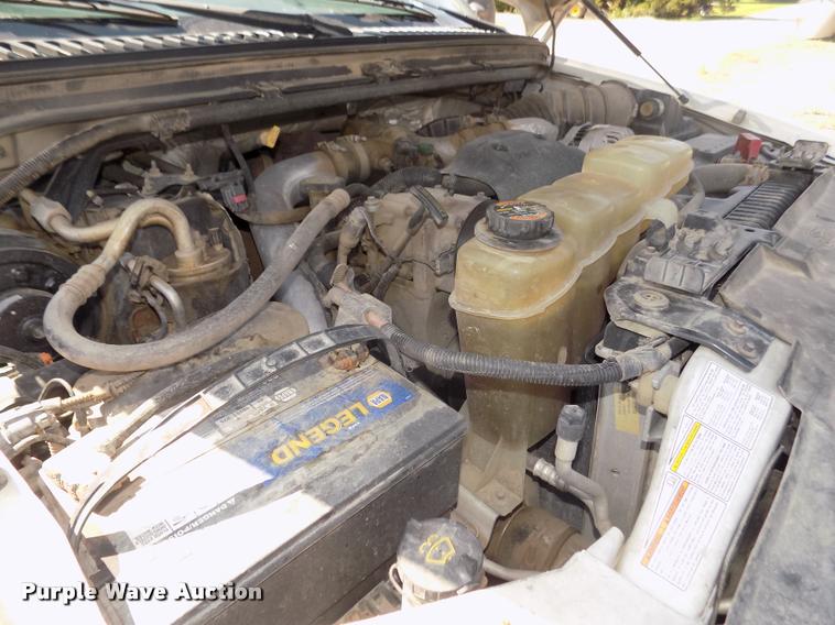 image for item DA3086 2000 Ford F250 Super Duty XLT Crew Cab pickup truck