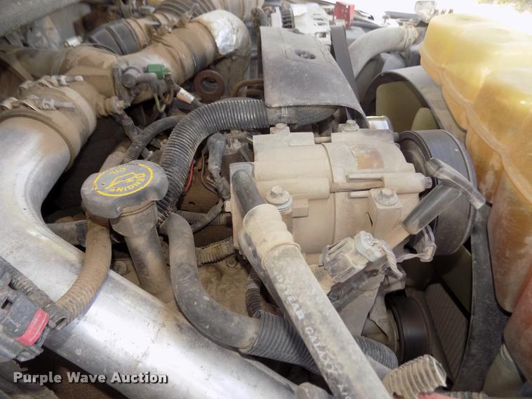 image for item DA3086 2000 Ford F250 Super Duty XLT Crew Cab pickup truck