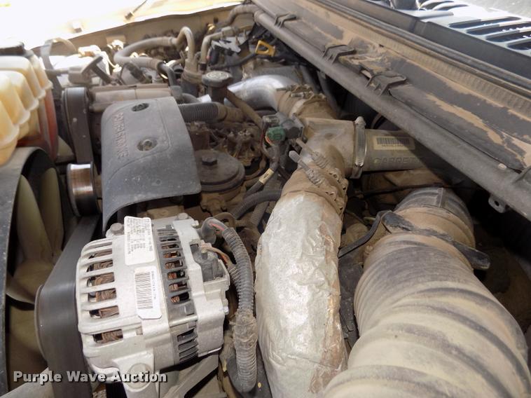 image for item DA3086 2000 Ford F250 Super Duty XLT Crew Cab pickup truck