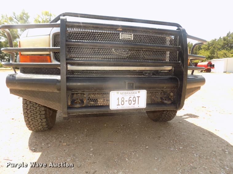 image for item DA3086 2000 Ford F250 Super Duty XLT Crew Cab pickup truck