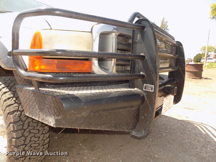 image for item DA3086 2000 Ford F250 Super Duty XLT Crew Cab pickup truck