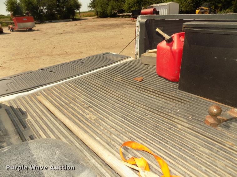 image for item DA3086 2000 Ford F250 Super Duty XLT Crew Cab pickup truck