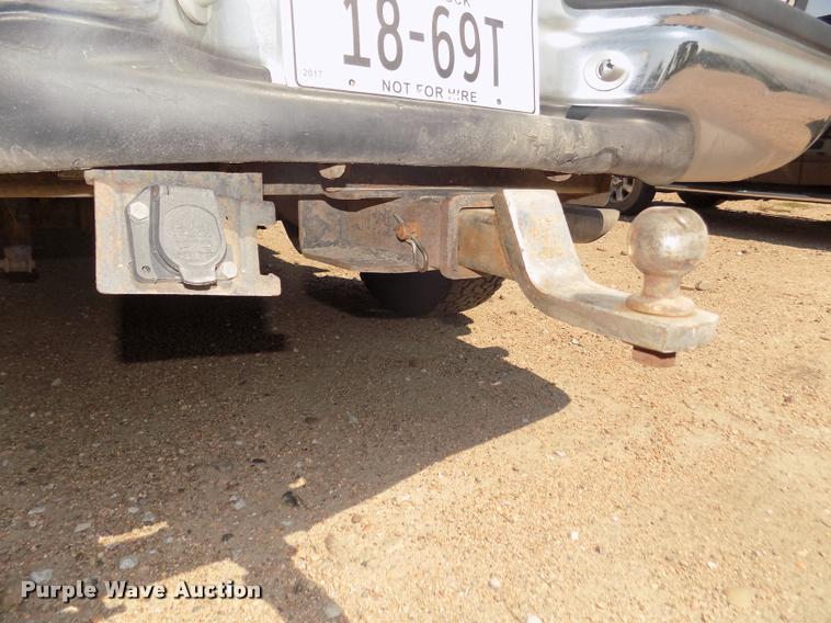 image for item DA3086 2000 Ford F250 Super Duty XLT Crew Cab pickup truck