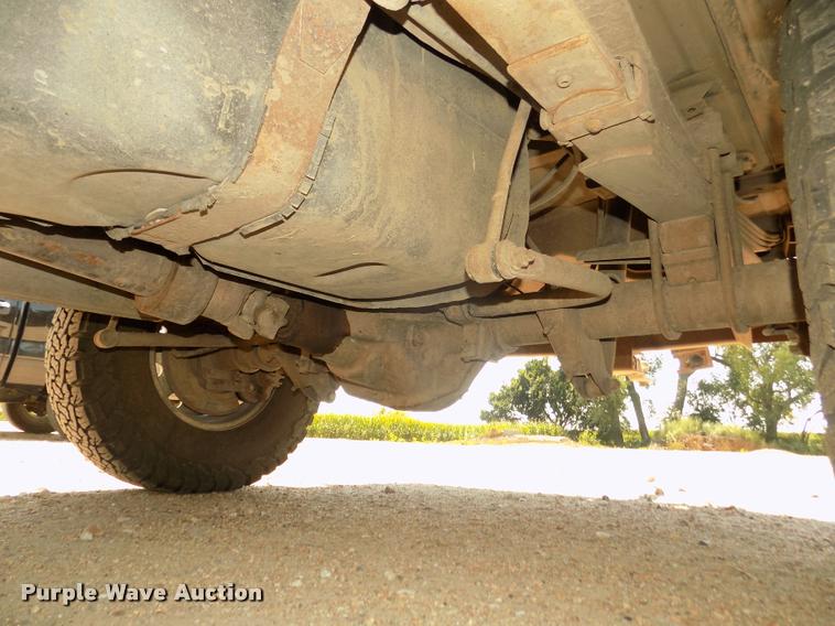 image for item DA3086 2000 Ford F250 Super Duty XLT Crew Cab pickup truck