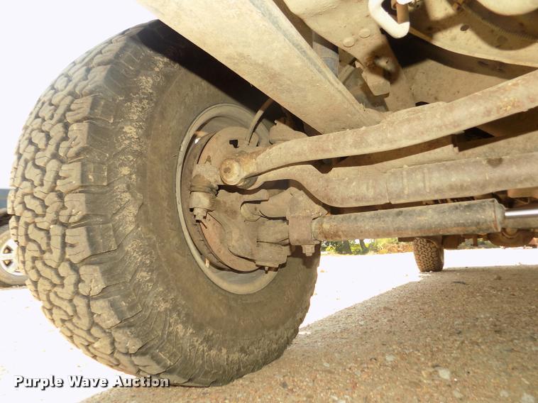 image for item DA3086 2000 Ford F250 Super Duty XLT Crew Cab pickup truck