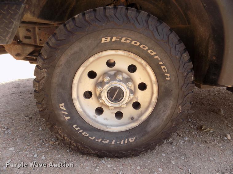 image for item DA3086 2000 Ford F250 Super Duty XLT Crew Cab pickup truck