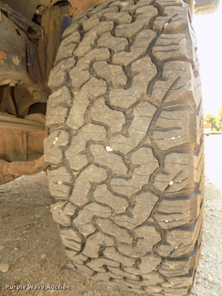 image for item DA3086 2000 Ford F250 Super Duty XLT Crew Cab pickup truck