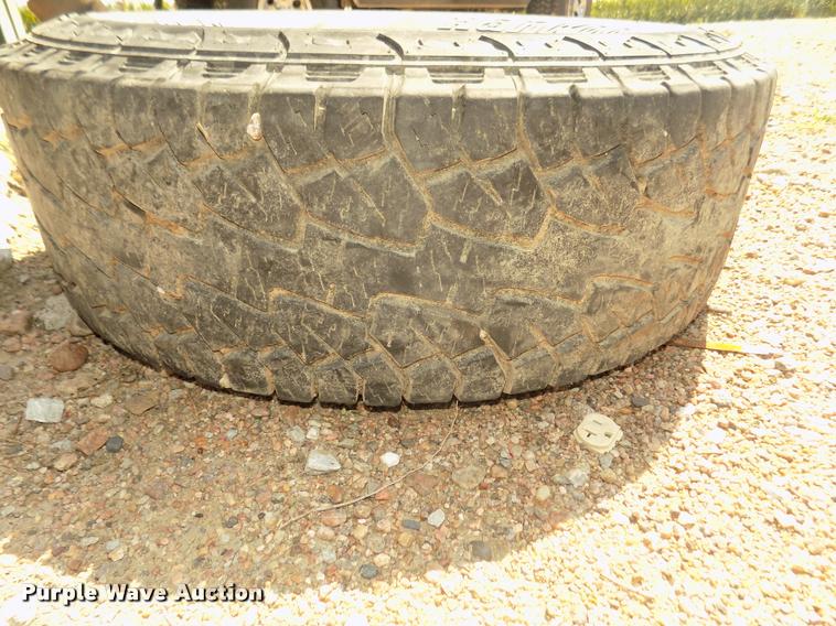 image for item DA3086 2000 Ford F250 Super Duty XLT Crew Cab pickup truck