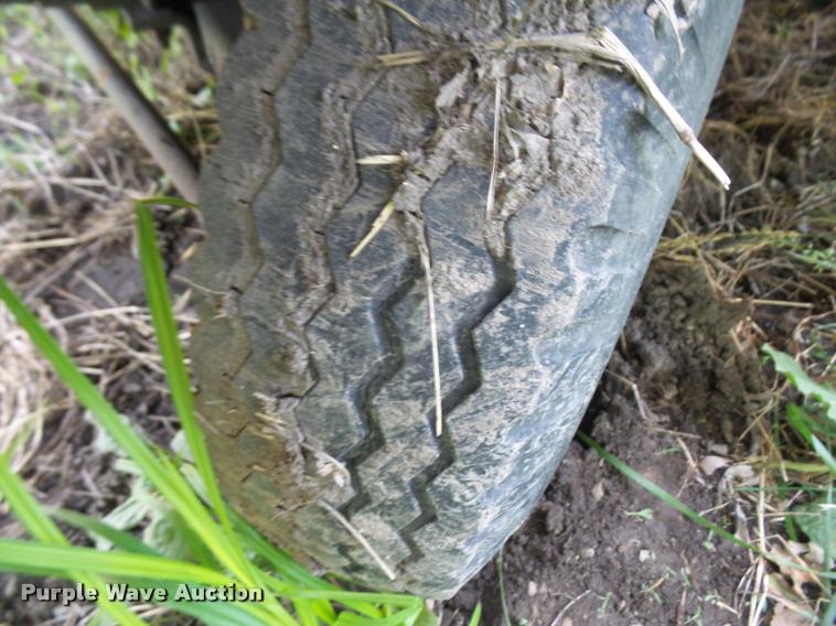 image for item DA6453 1985 U.S. Air Force A1M32A-86D generator