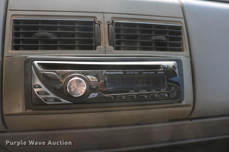 image for item DA6858 1992 GMC Sierra 1500 pickup truck