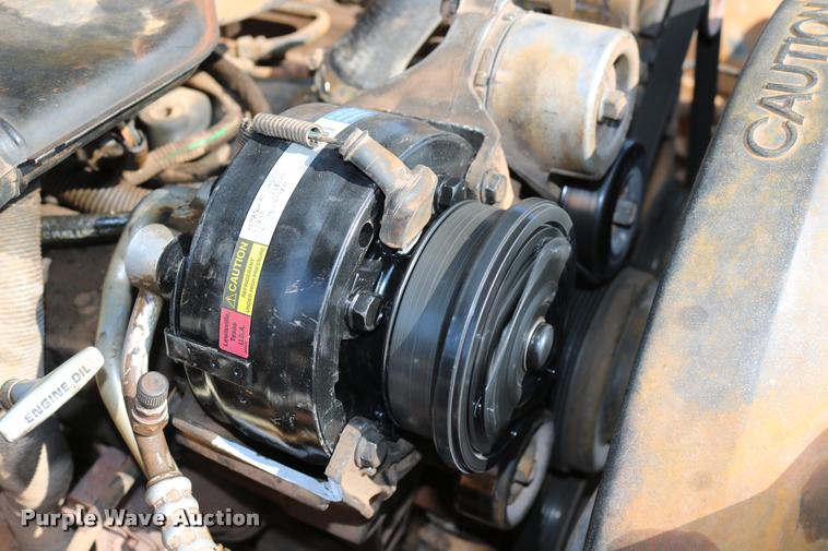 image for item DA6858 1992 GMC Sierra 1500 pickup truck