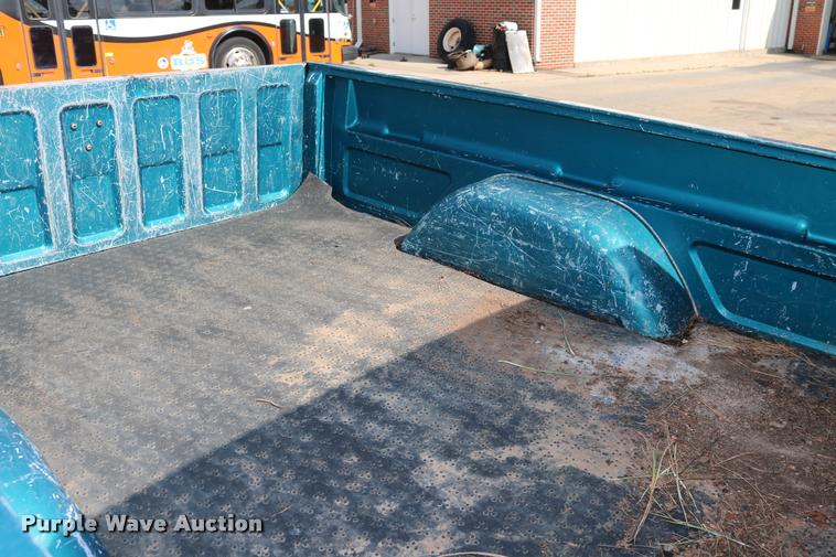 image for item DA6858 1992 GMC Sierra 1500 pickup truck