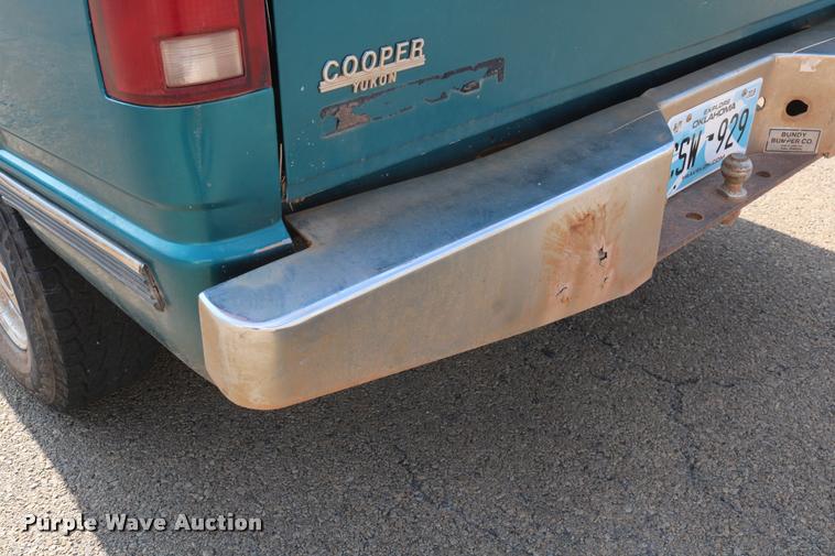 image for item DA6858 1992 GMC Sierra 1500 pickup truck