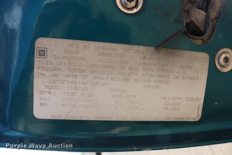 image for item DA6858 1992 GMC Sierra 1500 pickup truck