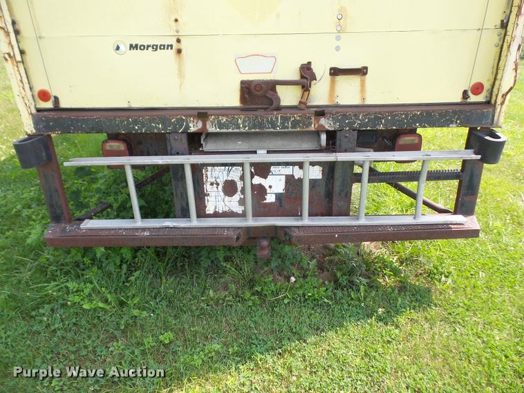 image for item DB0523 1985 GMC TopKick 7000 box truck