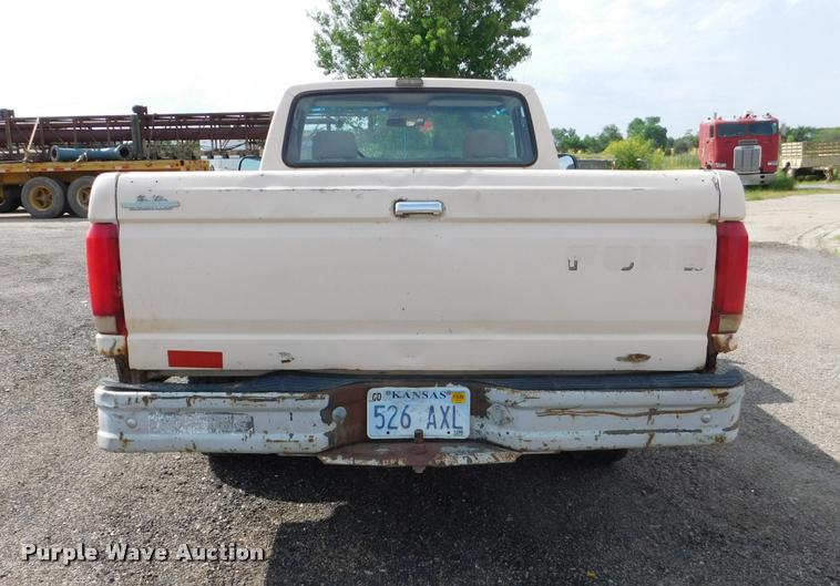 image for item DB1023 1992 Ford F150 pickup truck
