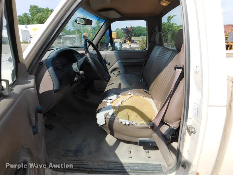 image for item DB1023 1992 Ford F150 pickup truck