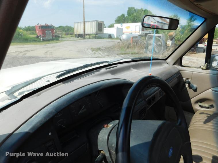 image for item DB1023 1992 Ford F150 pickup truck