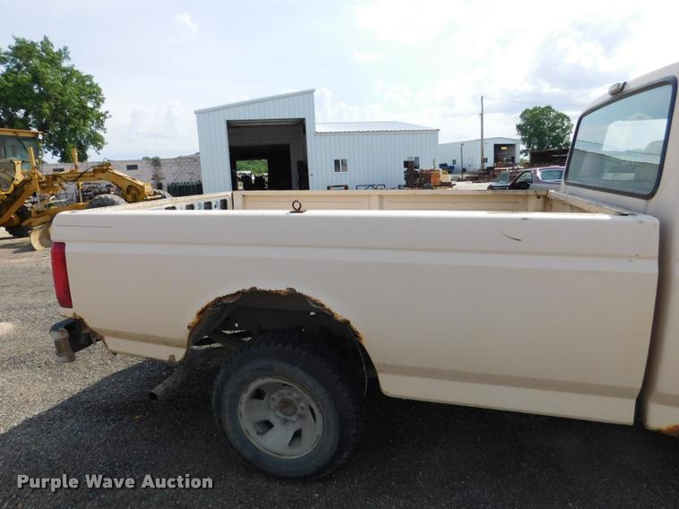 image for item DB1023 1992 Ford F150 pickup truck