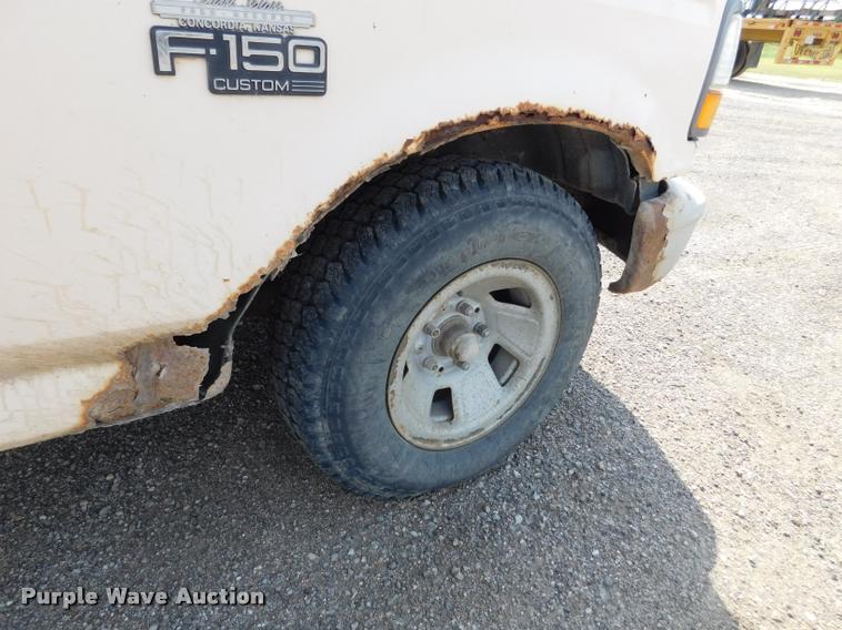 image for item DB1023 1992 Ford F150 pickup truck