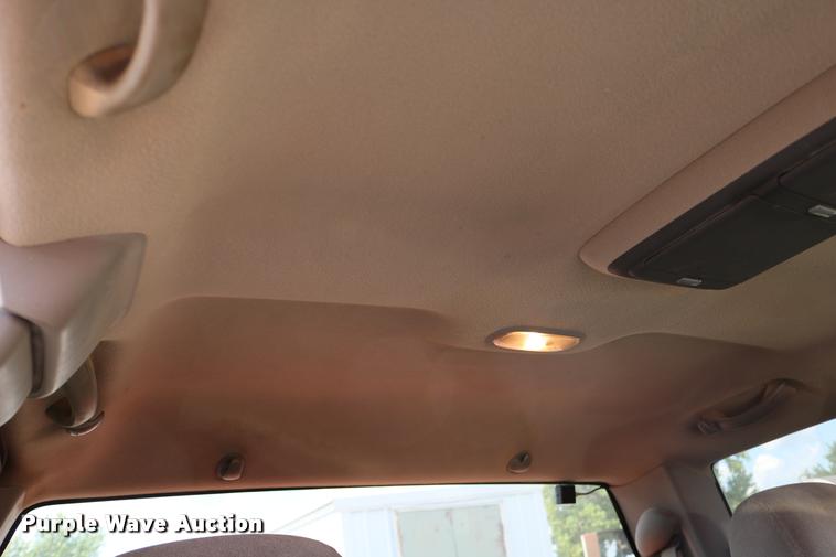 image for item DB1026 2000 Chevrolet Silverado 2500 Ext. Cab pickup truck