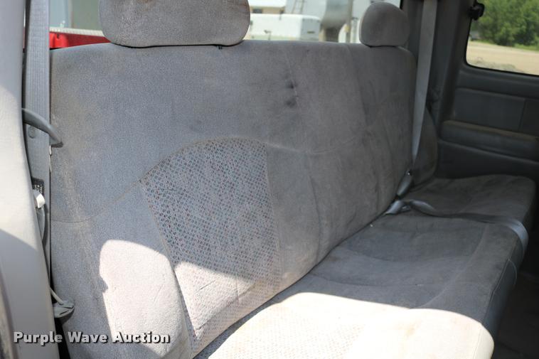 image for item DB1026 2000 Chevrolet Silverado 2500 Ext. Cab pickup truck