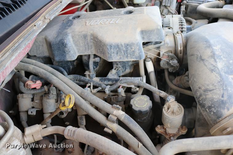 image for item DB1026 2000 Chevrolet Silverado 2500 Ext. Cab pickup truck