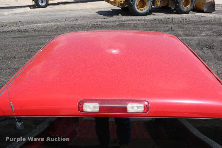 image for item DB1026 2000 Chevrolet Silverado 2500 Ext. Cab pickup truck