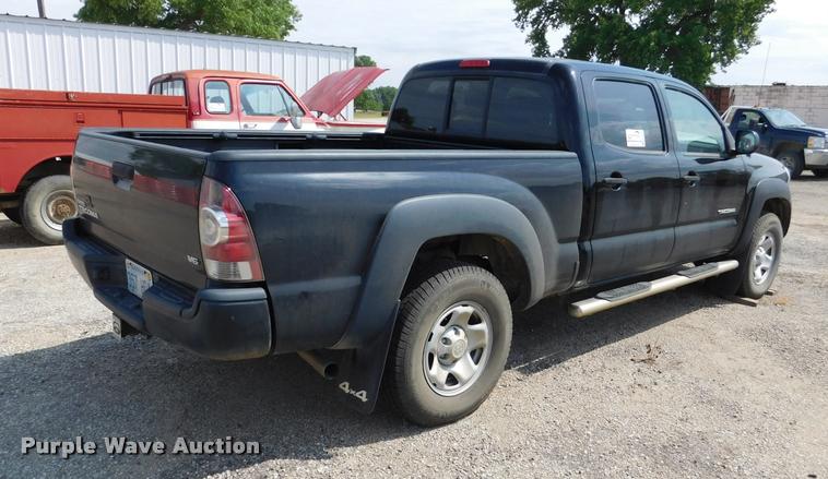 image for item DB1027 2011 Toyota Tacoma Double Cab pickup truck