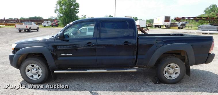 image for item DB1027 2011 Toyota Tacoma Double Cab pickup truck