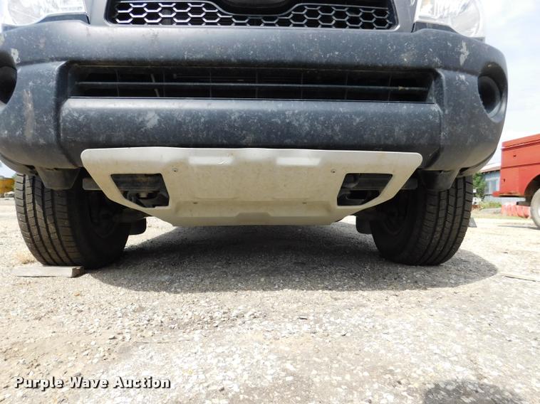 image for item DB1027 2011 Toyota Tacoma Double Cab pickup truck