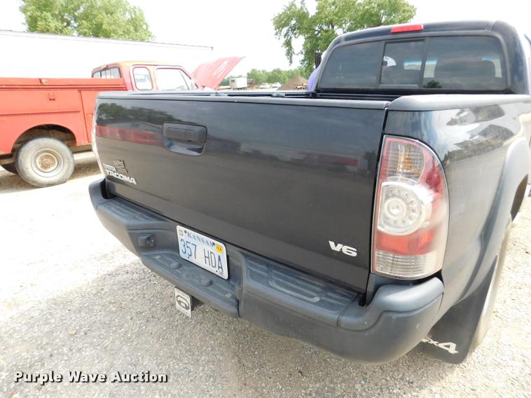 image for item DB1027 2011 Toyota Tacoma Double Cab pickup truck