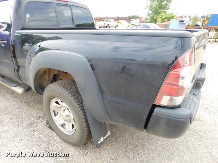 image for item DB1027 2011 Toyota Tacoma Double Cab pickup truck