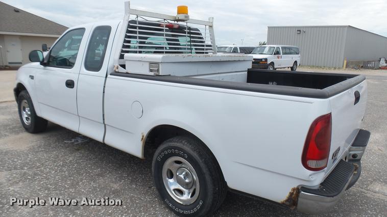 image for item DB3350 2003 Ford F150 SuperCab pickup truck