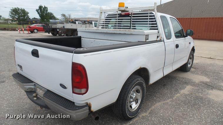 image for item DB3350 2003 Ford F150 SuperCab pickup truck