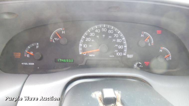 image for item DB3350 2003 Ford F150 SuperCab pickup truck