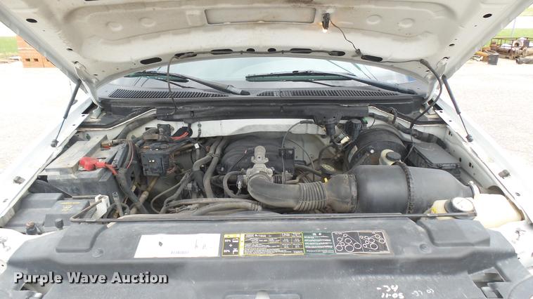 image for item DB3350 2003 Ford F150 SuperCab pickup truck