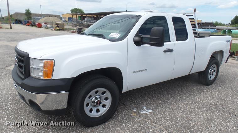 image for item DB3352 2012 GMC Sierra 1500 Ext. Cab pickup truck