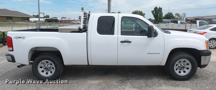 image for item DB3352 2012 GMC Sierra 1500 Ext. Cab pickup truck