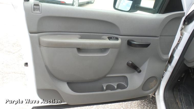 image for item DB3352 2012 GMC Sierra 1500 Ext. Cab pickup truck