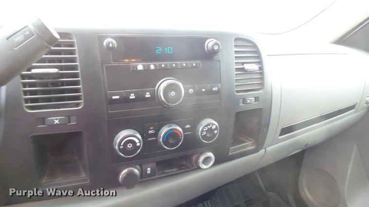 image for item DB3352 2012 GMC Sierra 1500 Ext. Cab pickup truck