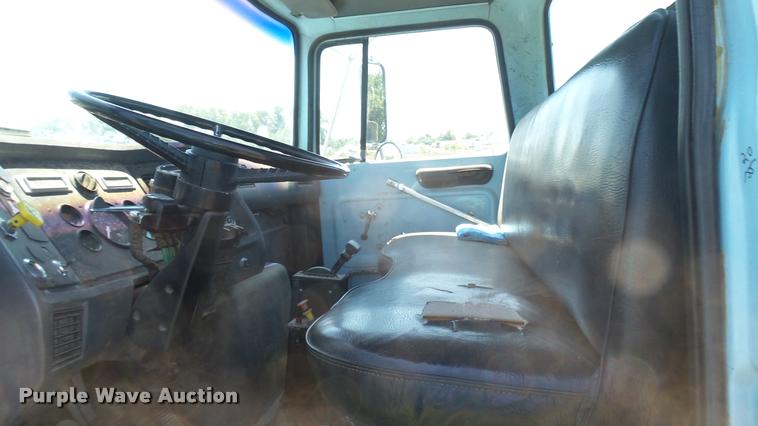 image for item DB3365 1987 Ford L8000 semi truck