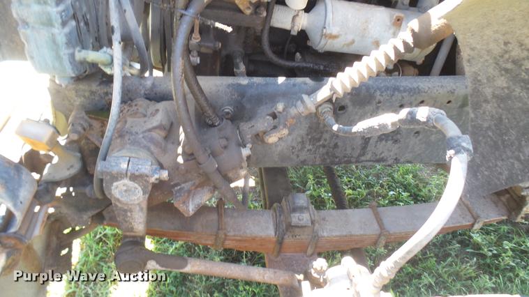 image for item DB3365 1987 Ford L8000 semi truck