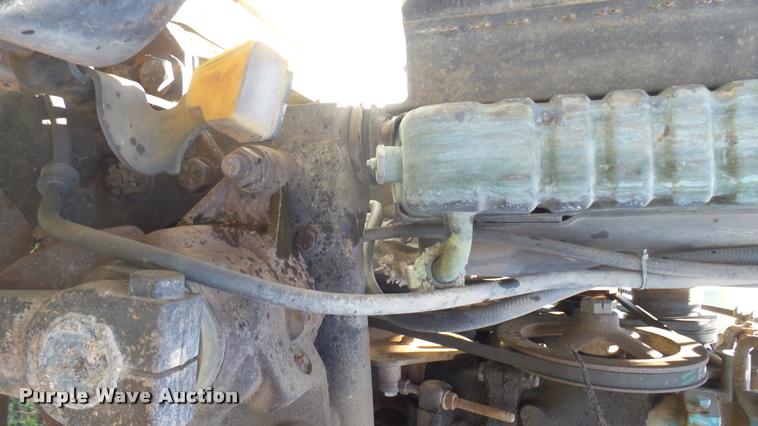 image for item DB3365 1987 Ford L8000 semi truck